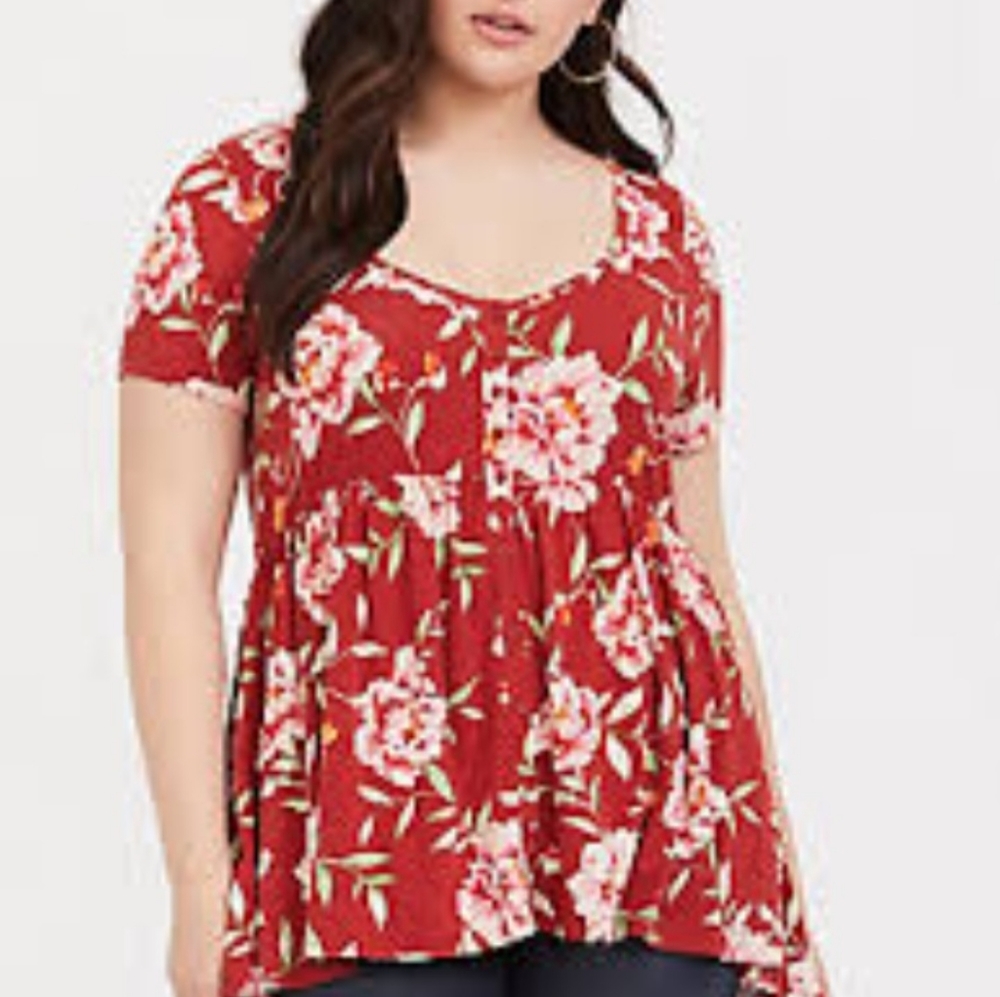Torrid Women's Super Soft Red Floral Button Babydoll High Low Top